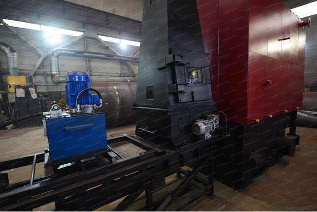 Питатель плунжерный котла 300 кВт на опилках